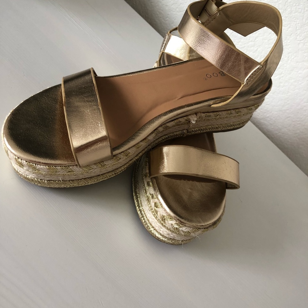 New never worn Bamboo gold espadrilles